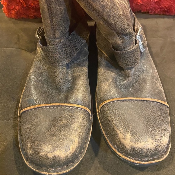 UGG boots for men - Picture 4 of 8